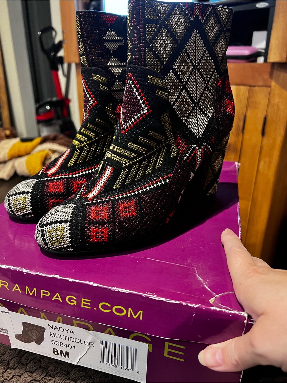 Rampage Nadya Multicolor Embroidered Ankle Boots - Black/Red size 8